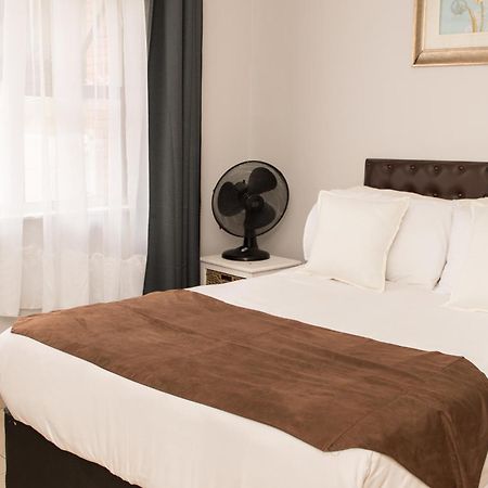 Mauya Guesthouse Kuils River Dış mekan fotoğraf