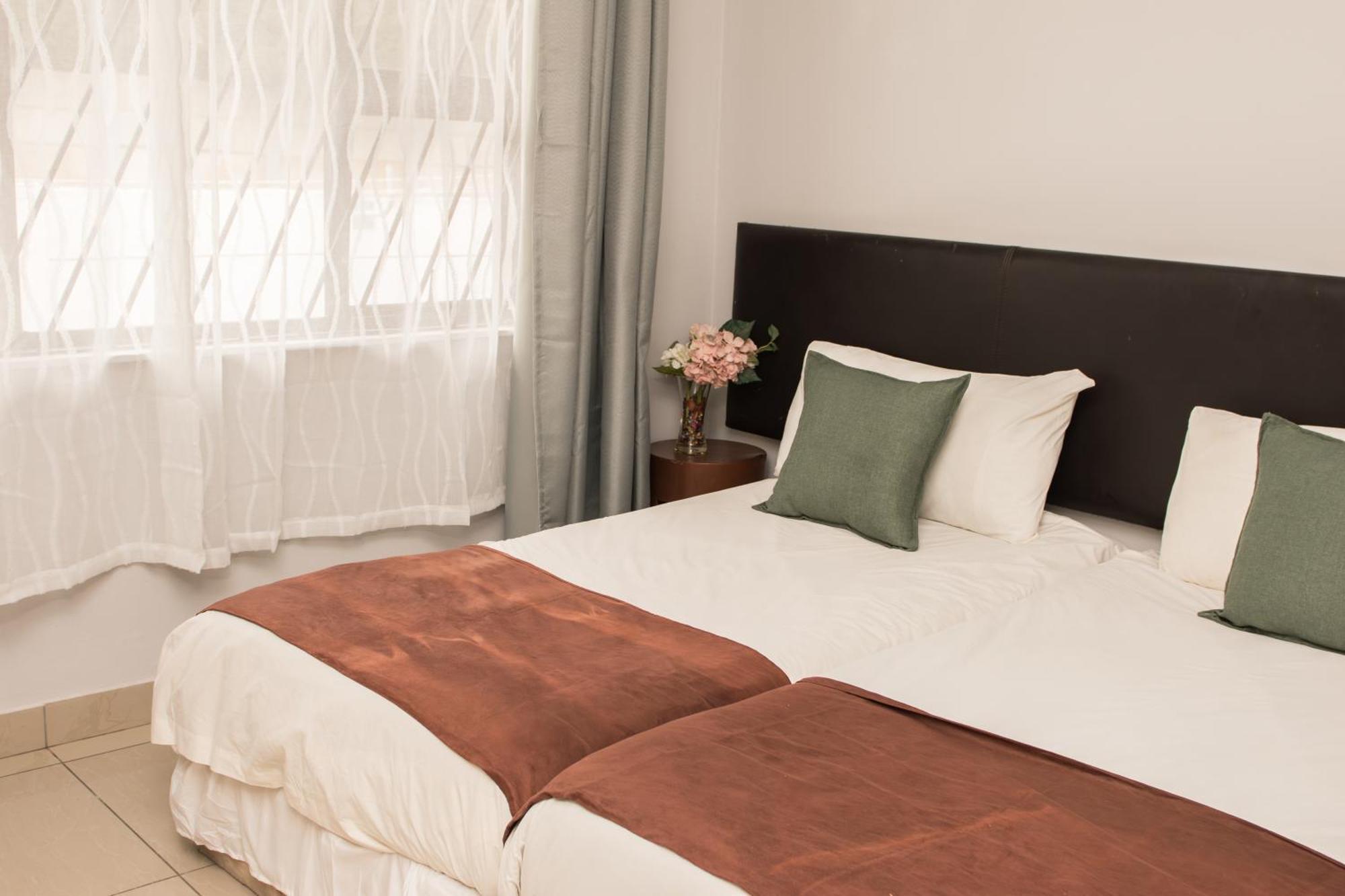 Mauya Guesthouse Kuils River Dış mekan fotoğraf